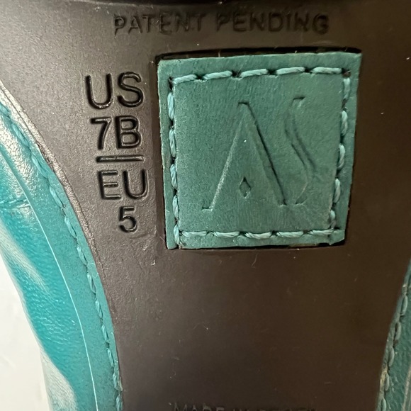 Aerosoles Signature Teal Leather Square Toe Mid Heel Pumps Women's Size 7B - Picture 8 of 11